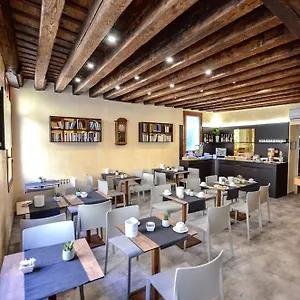  Hotel Silva Włochy