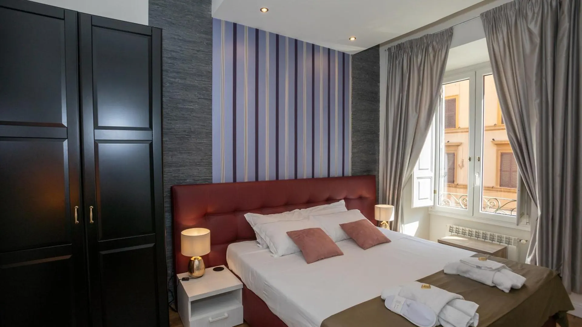 Dejavu Room Roma 2*,